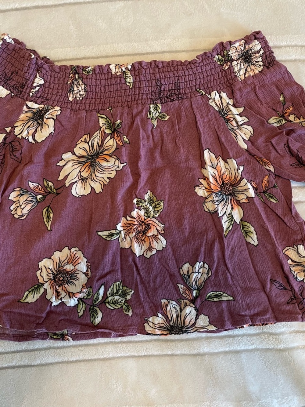 iris Mauve Floral Off-Shoulder Crop Top